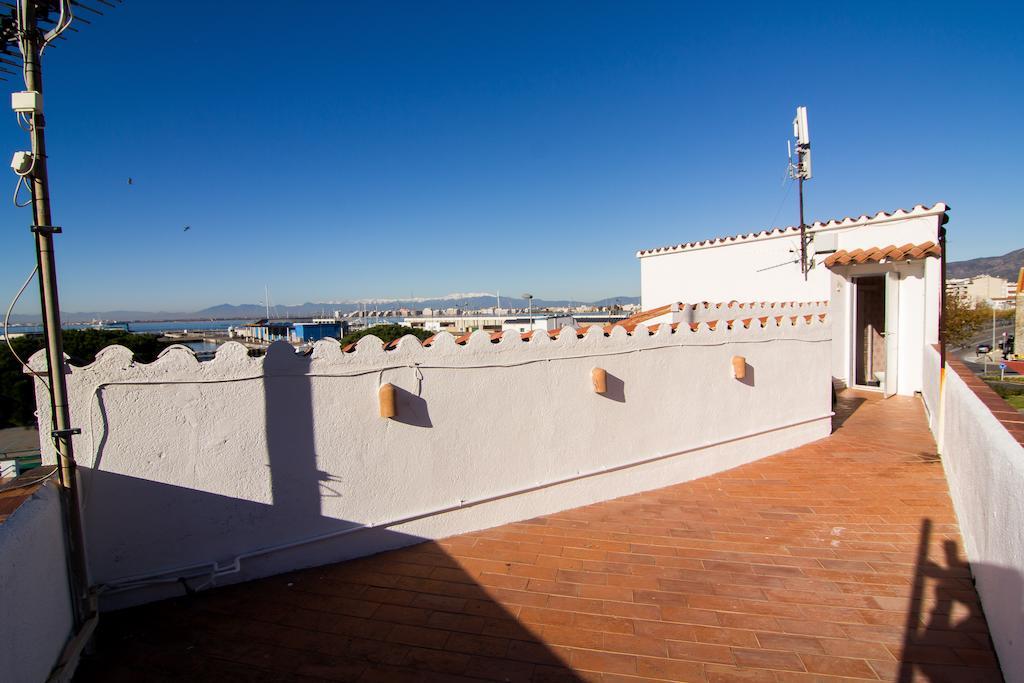Agi Casa Puerto Villa Roses Oda fotoğraf